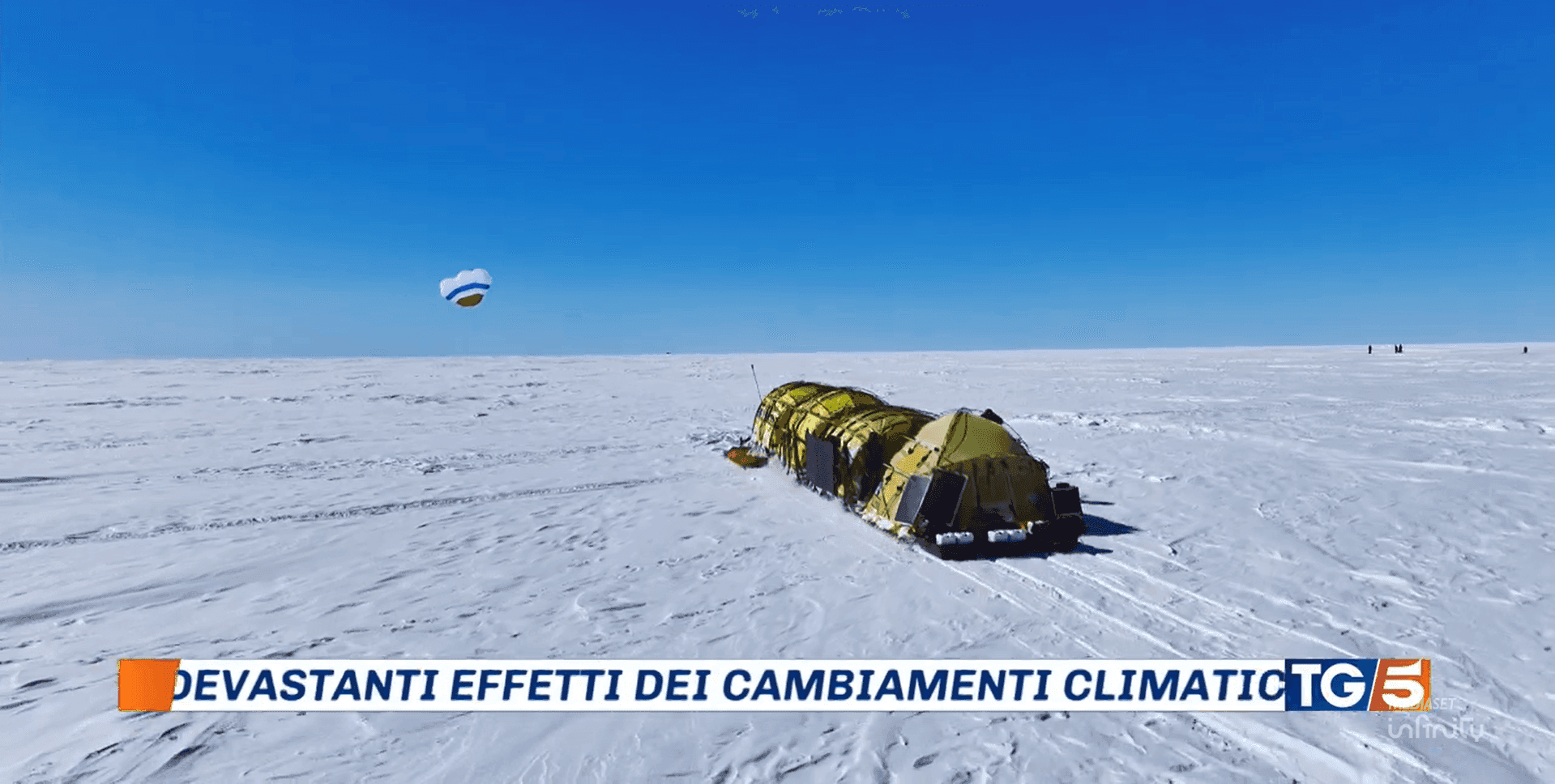 SOS Arctic: prosegue la traversata nei ghiacci interni della Groenlandia